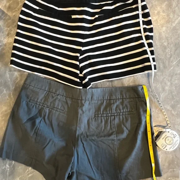 GAP bundle of 2 pairs of shorts - Picture 2 of 7